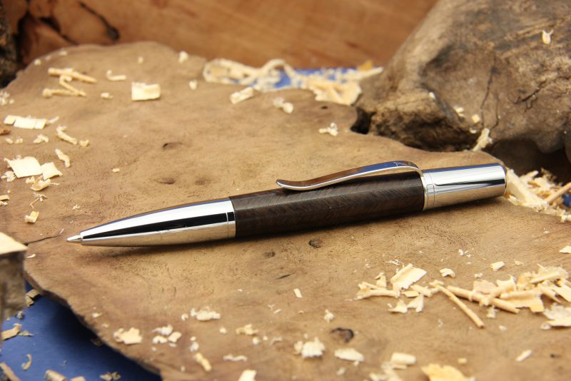 Citation polygone en noyer