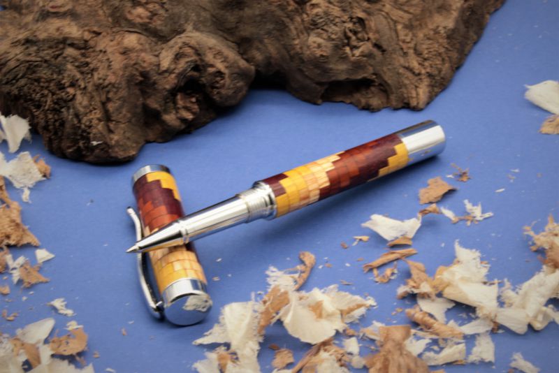 Contemporary segmented Quatre-Quarts