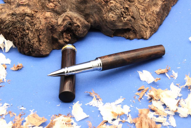 Close-end of Triton Mozambique Ebony