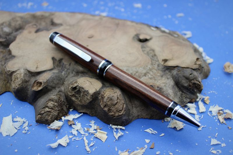 Stylo bille Sixain en Morado