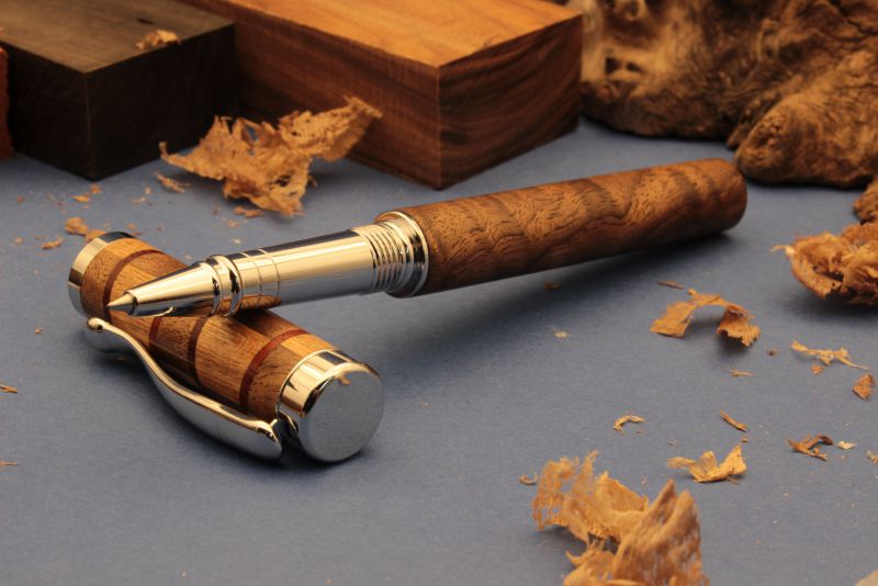 Borgne Contemporain à capuchon segmenté