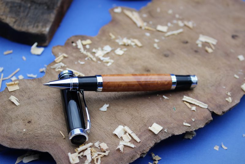 Épigramme en loupe de Madrone