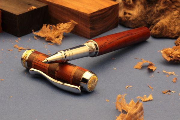 Close-end of Triton Segmented Wood cap