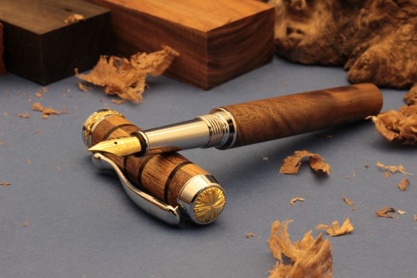 Close-end of Triton Segmented Wood cap