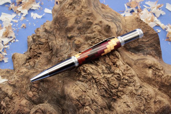 Four-Quarter Segmented Diversion Ballpoint Pen